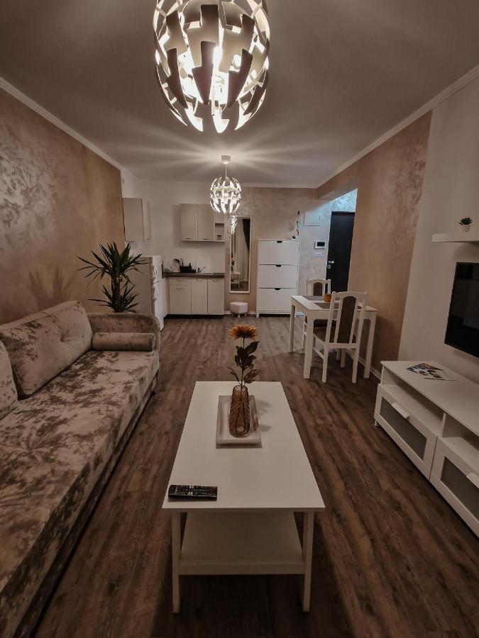 Immocity Oradea Exterior photo