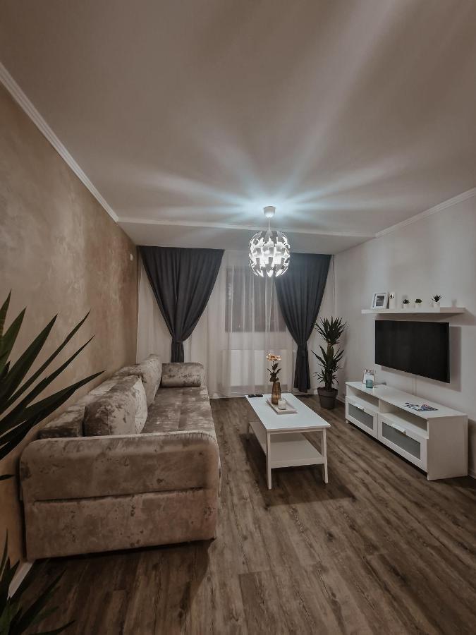 Immocity Oradea Exterior photo